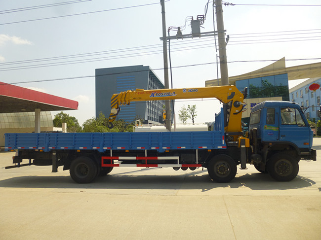 153前四后四徐工8噸隨車(chē)吊