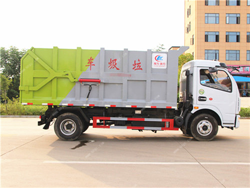 國五東風(fēng)凱普特掛桶對接式垃圾車(chē)