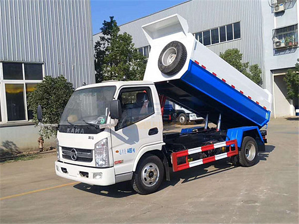 國五凱馬5方自裝卸式垃圾車(chē)