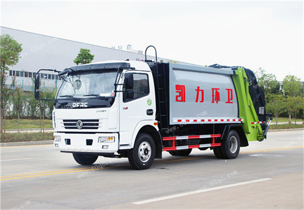 國五東風(fēng)7方壓縮式垃圾車(chē)
