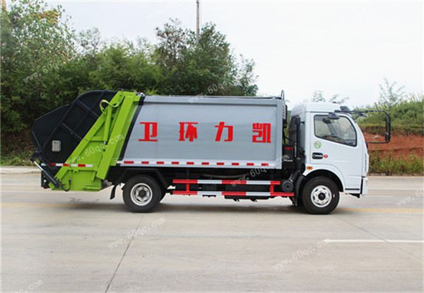 國五東風(fēng)7方壓縮式垃圾車(chē)