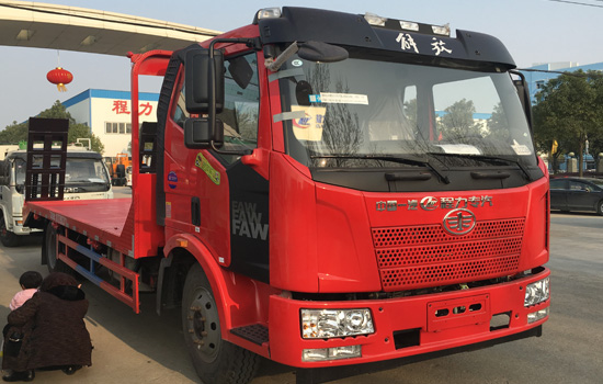 【國五】解放J6單橋平板車(chē)