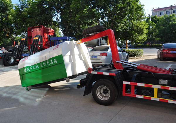 國五凱馬車(chē)廂可卸式垃圾車(chē)