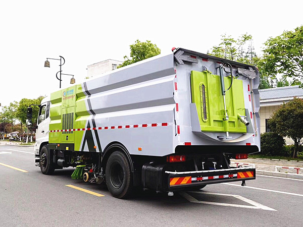 東風(fēng)天錦15方洗掃車(chē)