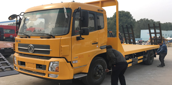【國五】東風(fēng)天錦單橋平板車(chē)