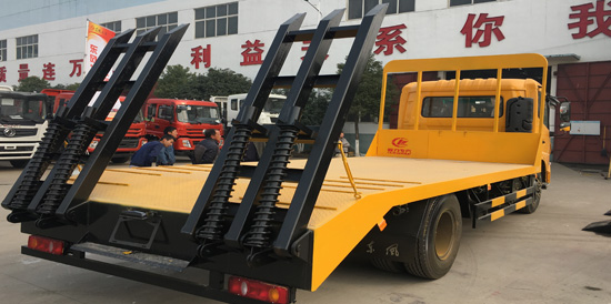 【國五】東風(fēng)天錦單橋平板車(chē)