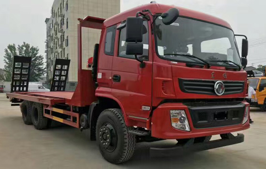 【國五】東風(fēng)后八輪挖機平板車(chē)
