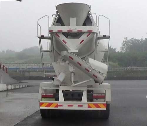 后雙橋混凝土攪拌運輸車(chē)