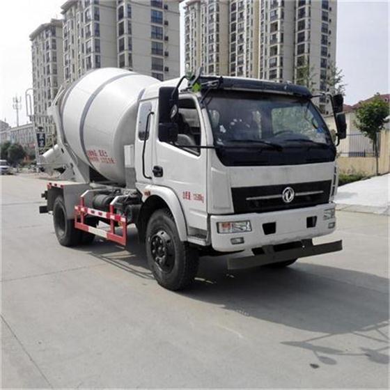東風(fēng)5立方混凝土攪拌車(chē)