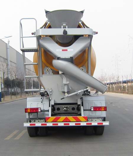 重汽后雙橋混凝土攪拌運輸車(chē)