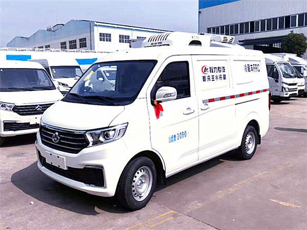 長(cháng)安V3面包冷藏車(chē)