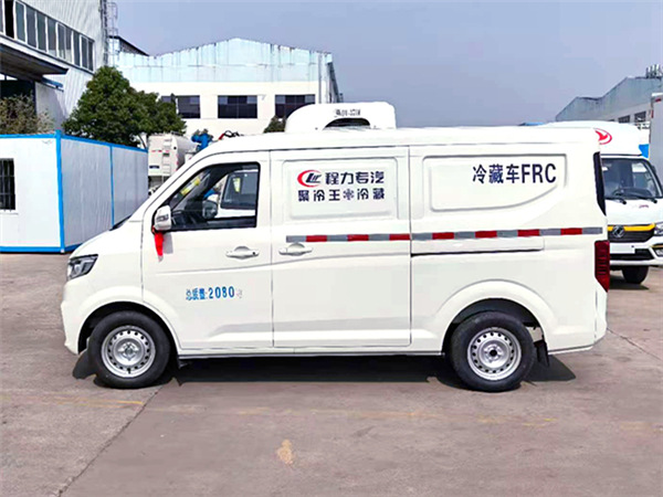 長(cháng)安V3面包冷藏車(chē)