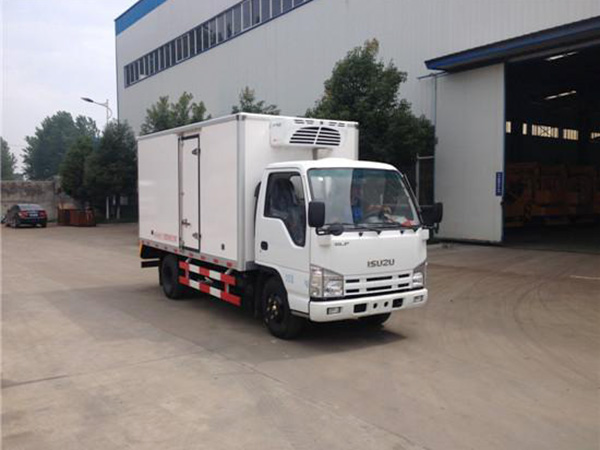 五十鈴4.1米貨廂單排冷藏車(chē)