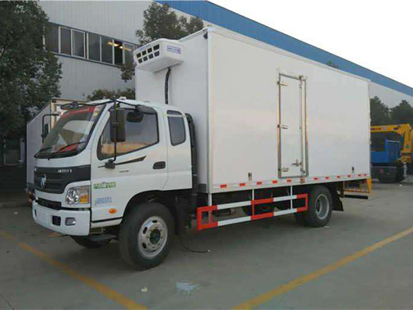 福田歐馬可排半5.1米冷藏車(chē)