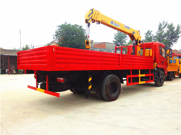 國五東風(fēng)徐工6.3噸隨車(chē)吊
