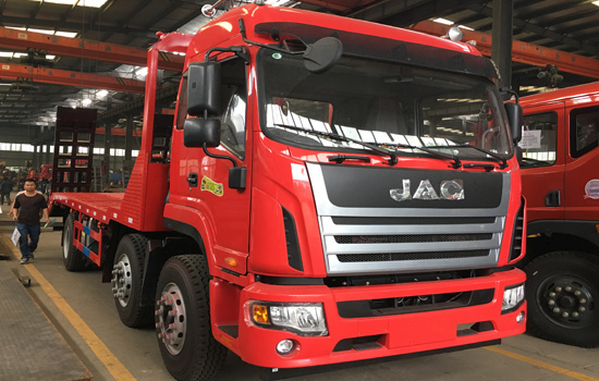 【國五】江淮小三軸挖機平板車(chē)