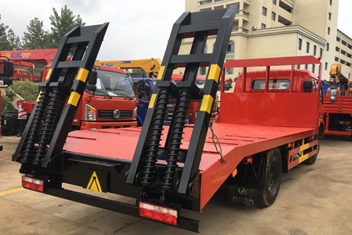 【國五】東風(fēng)福瑞卡平板車(chē)