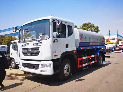 廣東江門(mén)購買(mǎi)3臺程力灑水車(chē)