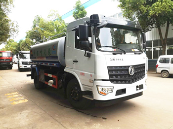 東風(fēng)D3L型12噸灑水車(chē)2臺發(fā)河北