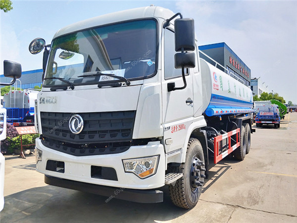 東風(fēng)新款后雙橋灑水車(chē)報價(jià)
