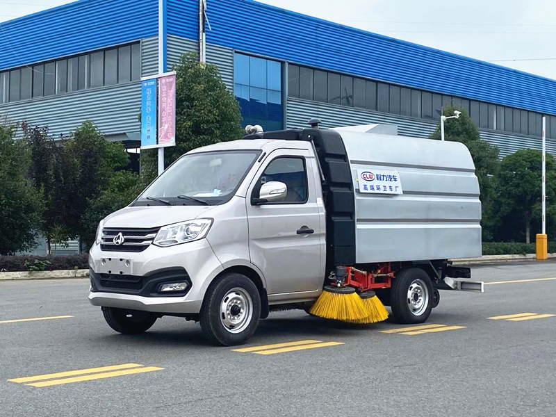 長(cháng)安國六3方掃路車(chē)