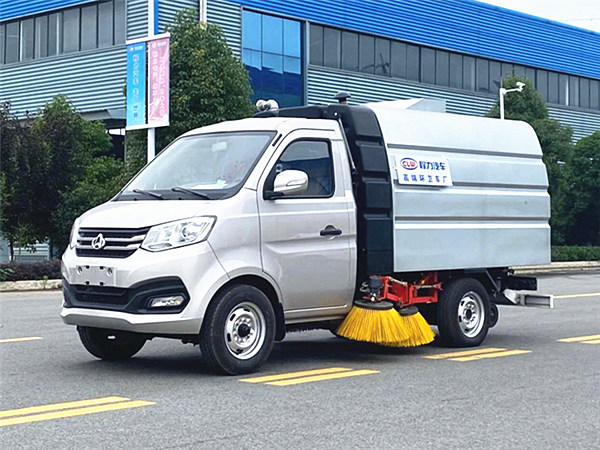 長(cháng)安國六3方掃路車(chē)