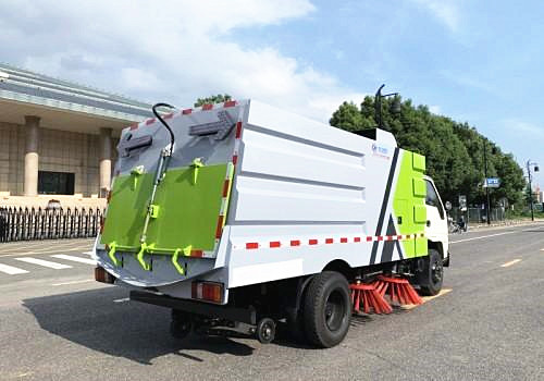 江鈴順達6方掃路車(chē)
