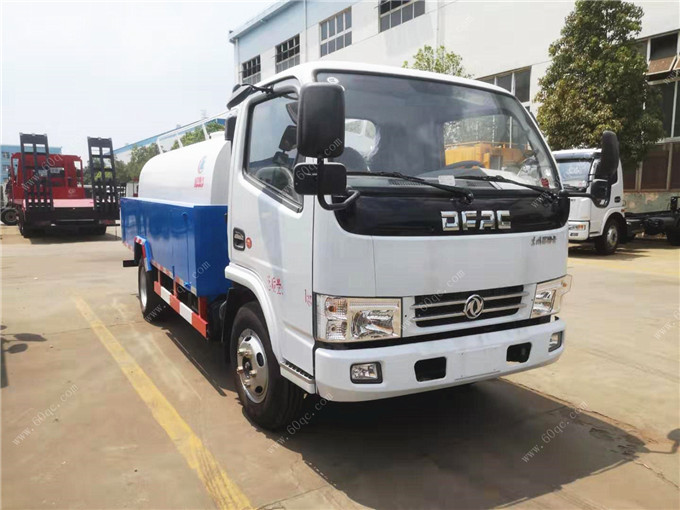 東風(fēng)多利卡5噸高壓清洗車(chē)