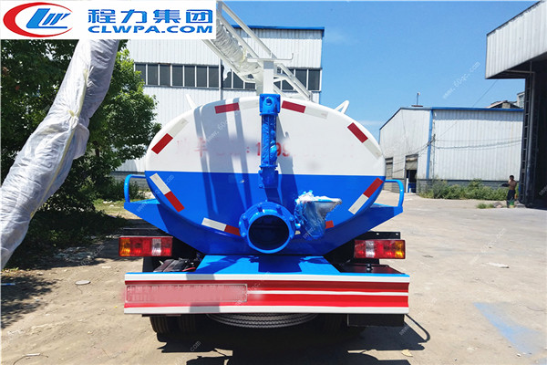 福田時(shí)代藍牌吸糞車(chē)