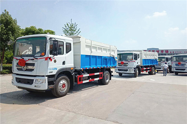 東風(fēng)多利卡D9對接式垃圾車(chē)