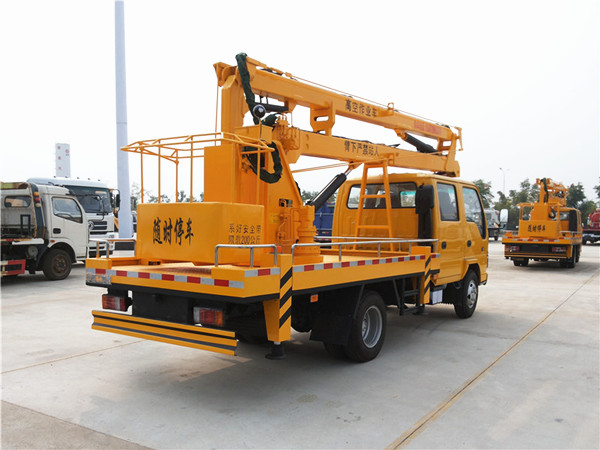 國五慶鈴五十鈴雙排座高空作業(yè)車(chē)