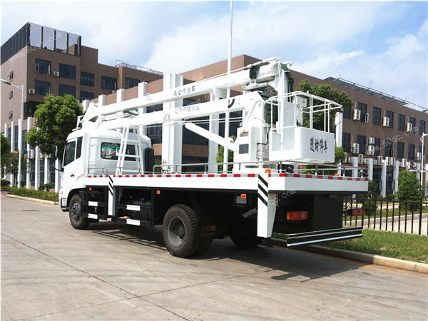 國五東風(fēng)18-22米高空作業(yè)車(chē)