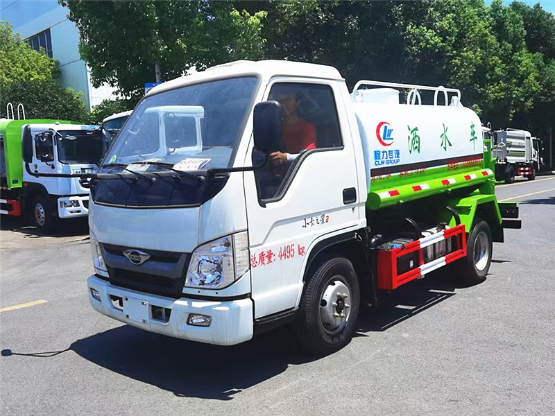 福田時(shí)代藍牌灑水車(chē)