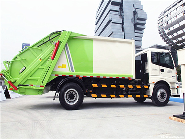 國五歐曼壓縮式垃圾車(chē)