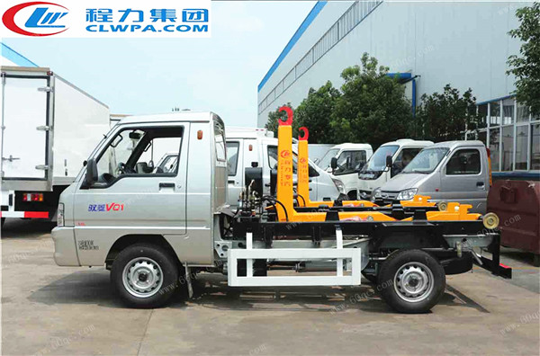國五福田馭菱勾臂式垃圾車(chē)