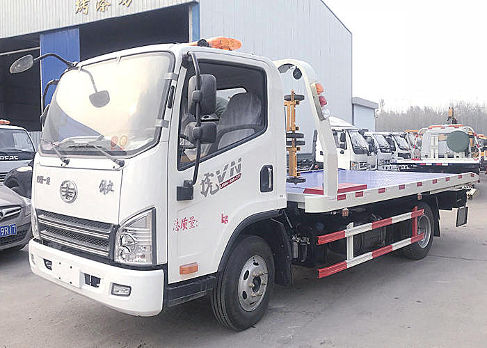 解放虎VN藍牌清障車(chē)報價(jià)，用戶(hù)已發(fā)車(chē)！