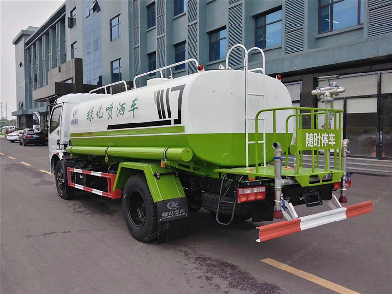 東風(fēng)福瑞卡國六灑水車(chē)