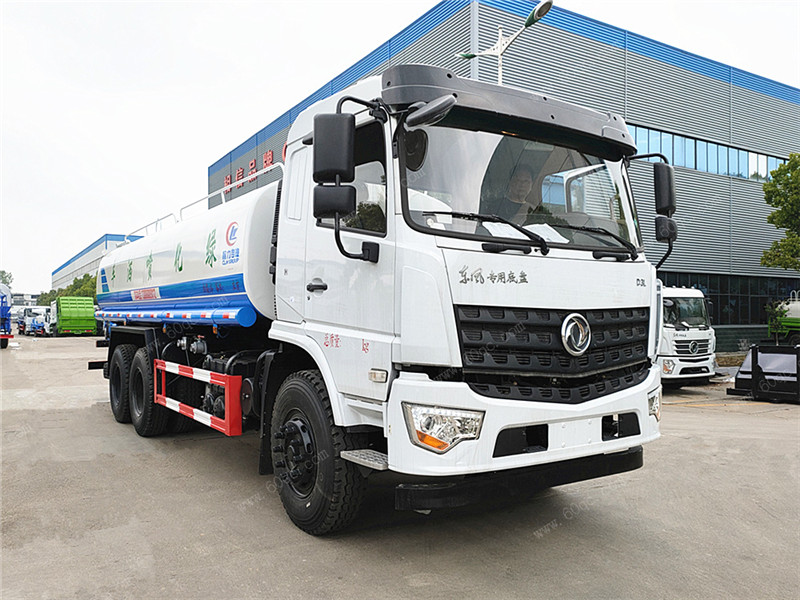 東風(fēng)D3后雙橋灑水車(chē)