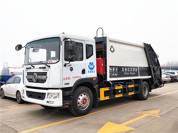 國六東風(fēng)多利卡D9壓縮垃圾車(chē)