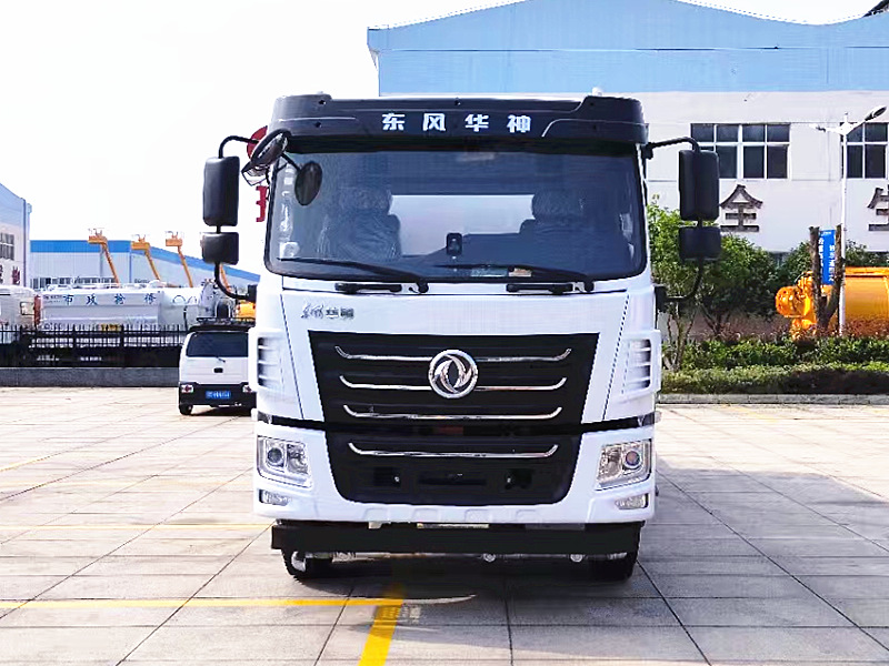 國六東風(fēng)華神F5灑水車(chē)