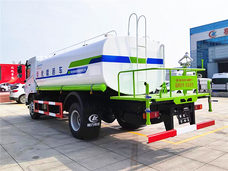 東風(fēng)華神F5灑水車(chē)