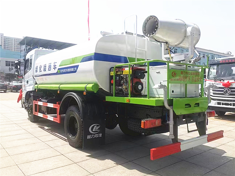 國六東風(fēng)商用12噸灑水車(chē)帶霧炮