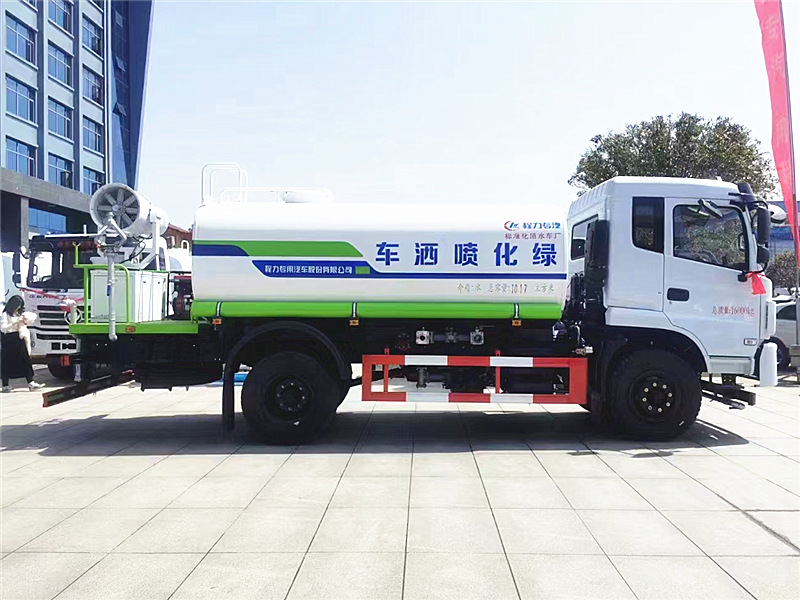 國六東風(fēng)商用12噸灑水車(chē)
