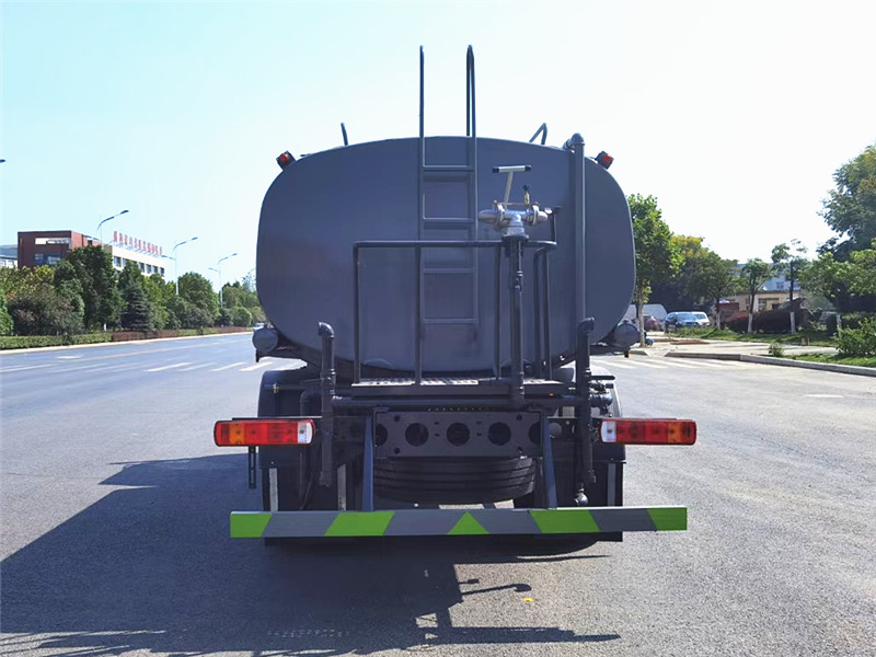 福田瑞沃ES7綠化噴灑車(chē)
