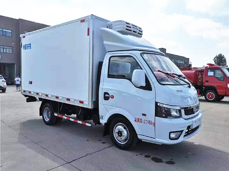 東風(fēng)途逸國六冷藏車(chē)