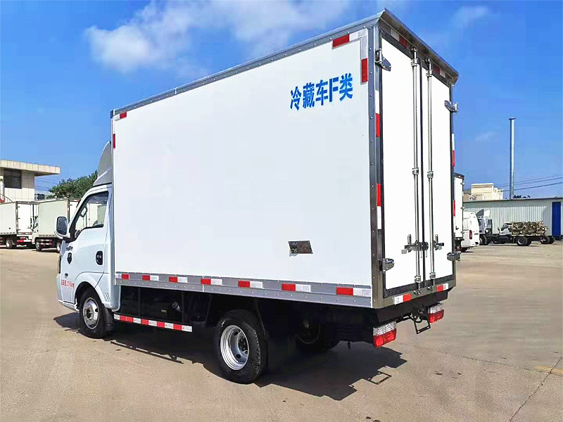 東風(fēng)途逸國六冷藏車(chē)