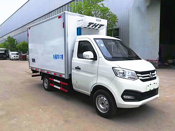 長(cháng)安國六冷藏車(chē)