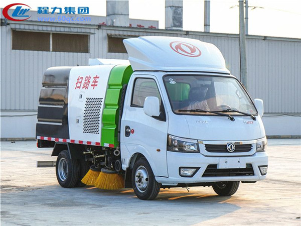 東風(fēng)途逸3方掃路車(chē)