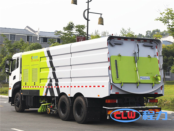 江鈴凱銳8方洗掃車(chē)
