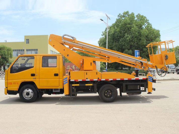 江鈴雙排17.5米直臂高空作業(yè)車(chē)